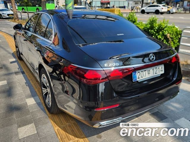 Mercedes-Benz E-класс W214 Avantgarde, 2025 3