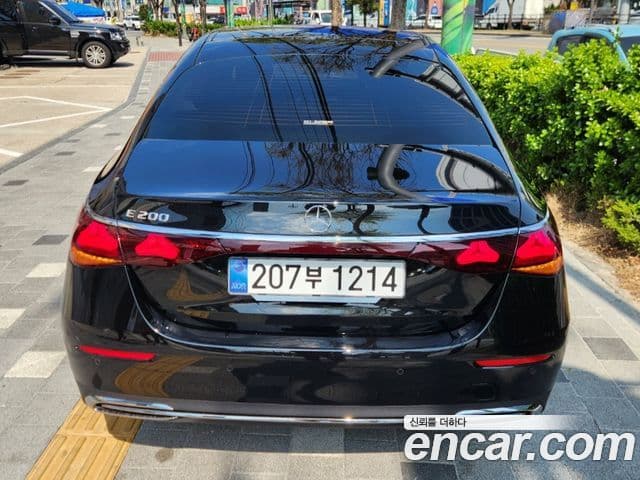 Mercedes-Benz E-класс W214 Avantgarde, 2025 4