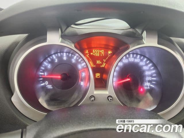 Nissan 쥬크 F15, 2014 7