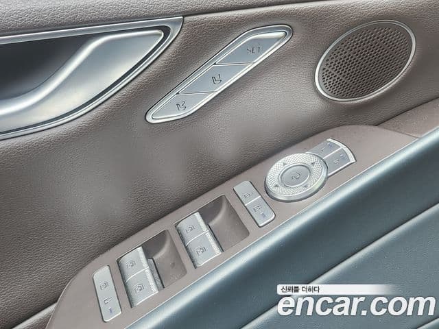 Genesis G80 (RG3) бензин 2.5 турбо AWD, 2022 11