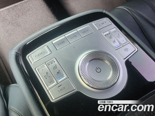 Genesis G80 (RG3) бензин 2.5 турбо AWD, 2022 13