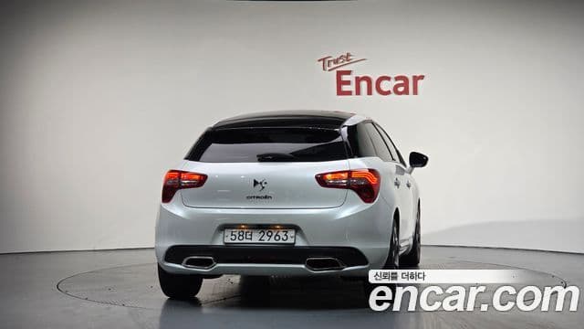 Ситроен / DS DS5 1세대, 2013 4