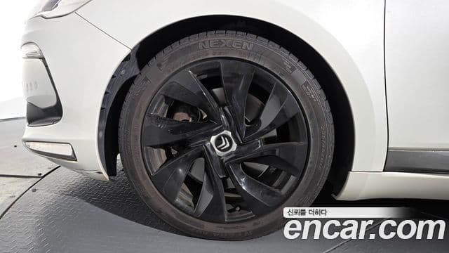 Ситроен / DS DS5 1세대, 2013 все фото