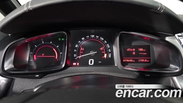 Ситроен / DS DS5 1세대, 2013 8