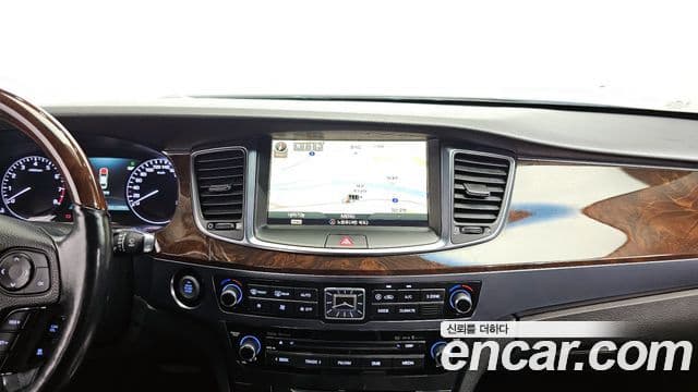 Hyundai Equus(новый кузов / новое поколение) Exclusive, 2013 16