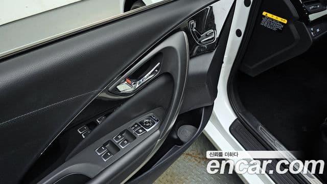 Hyundai Grandeur HG Modern, 2017 13