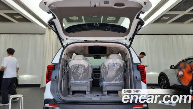 Kia The / новый New Carnival 4세대 Signature, 2024 20