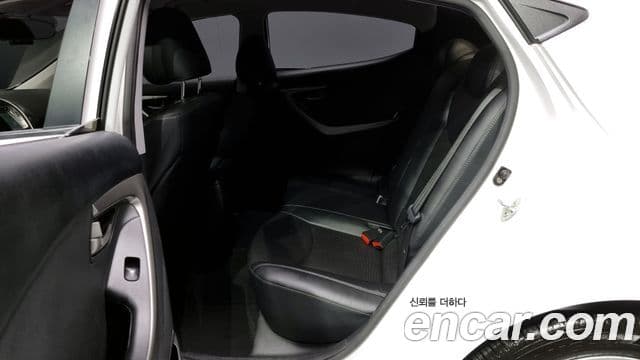 Hyundai Avante MD M16 GDI Avenue, 2014 12