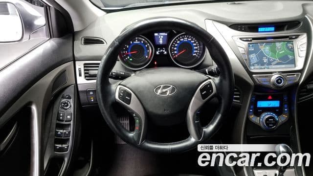 Hyundai Avante MD M16 GDI Avenue, 2014 13