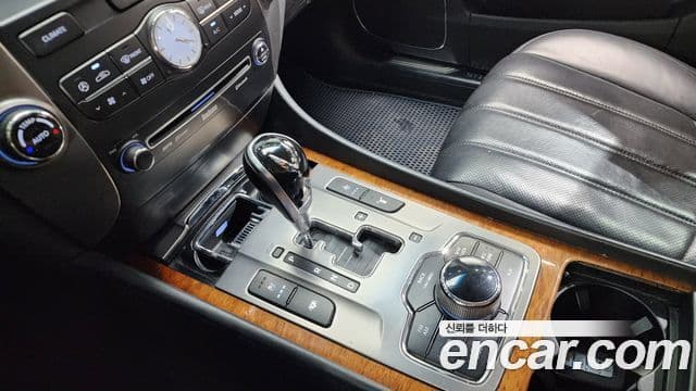 Hyundai Equus(новый кузов / новое поколение) Prestige, 2010 9