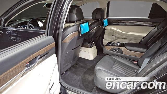 Genesis G90 Luxury, 2021 12