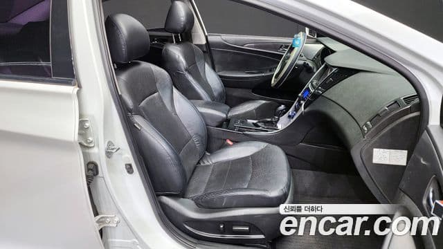 Hyundai Sonata гибрид Premier, 2012 11