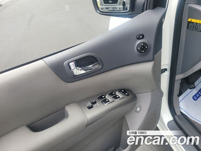 Kia Carnival R R Special, 2014 8