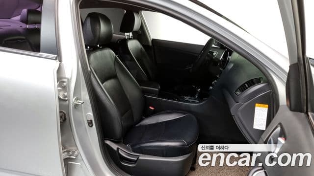 Kia K5 гибрид Prestige, 2014 10