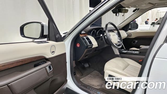 Land Rover Discovery 5 3.0 TD6 HSE, 2017 10