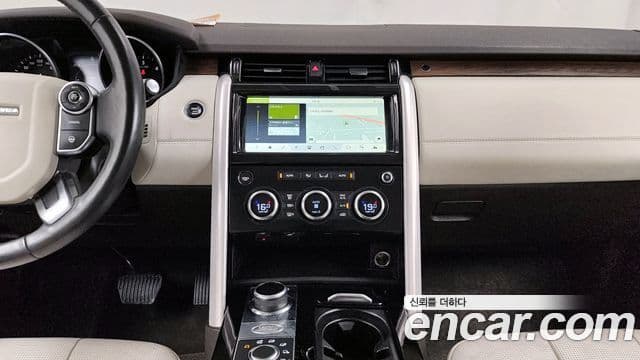 Land Rover Discovery 5 3.0 TD6 HSE, 2017 14