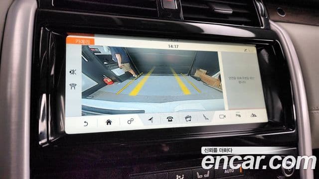 Land Rover Discovery 5 3.0 TD6 HSE, 2017 15