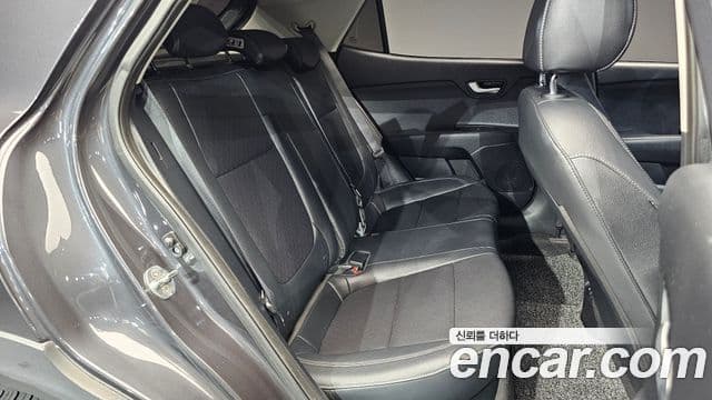 Kia Stonic Trendy, 2018 12