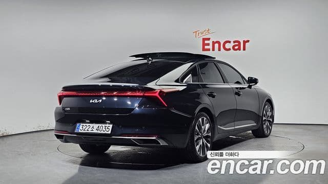 Kia K8 Signature, 2022 2