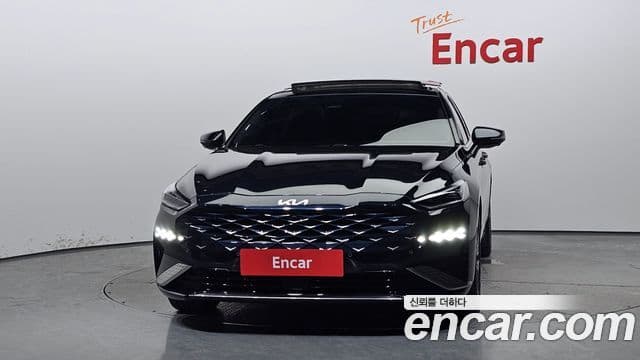 Kia K8 Signature, 2022 3