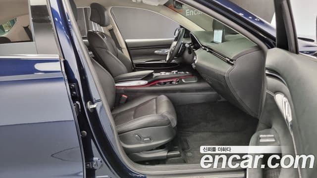 Genesis GV70, 2024 10