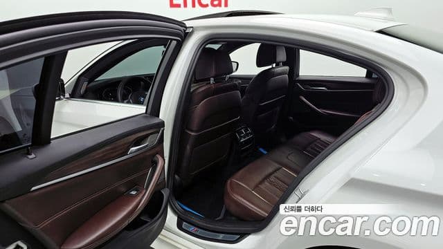 BMW 5시리즈 (G30) 520i M Sport, 2020 12