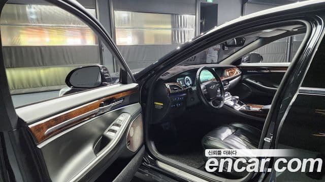 Genesis EQ900 Prestige, 2017 10