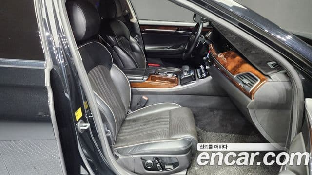 Genesis EQ900 Prestige, 2017 11