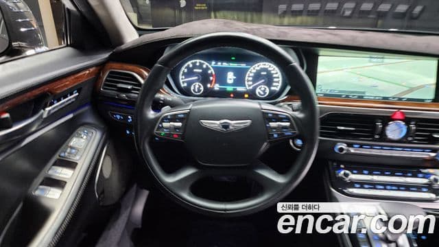 Genesis EQ900 Prestige, 2017 13