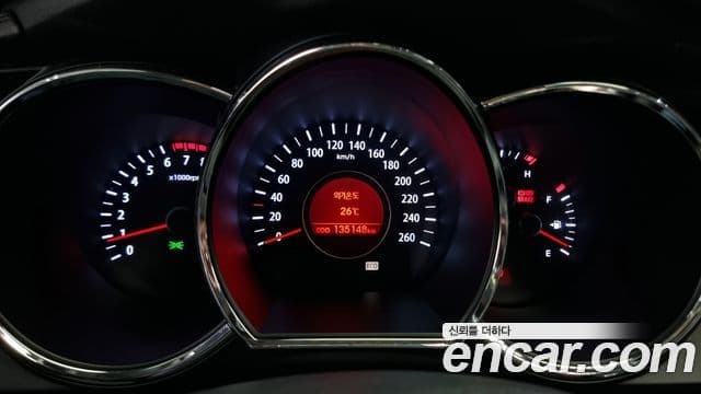 Kia K5 Prestige, 2011 8