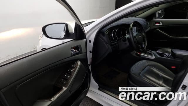 Kia K5 Prestige, 2011 11