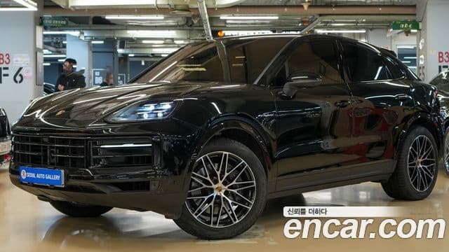 Porsche Cayenne (PO536) 3.0 E-гибрид купе, 2024 1