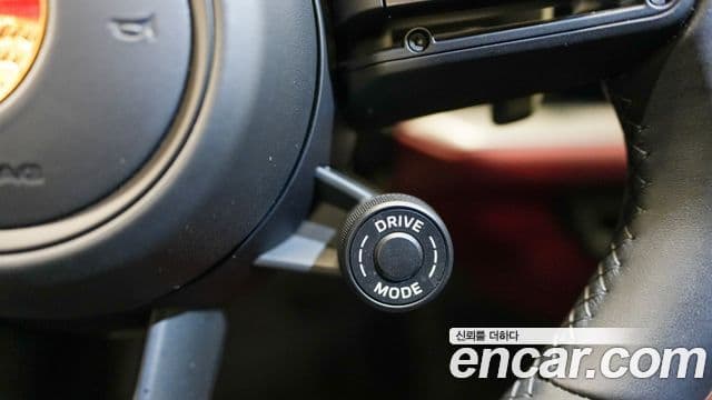 Porsche Cayenne (PO536) 3.0 E-гибрид купе, 2024 15