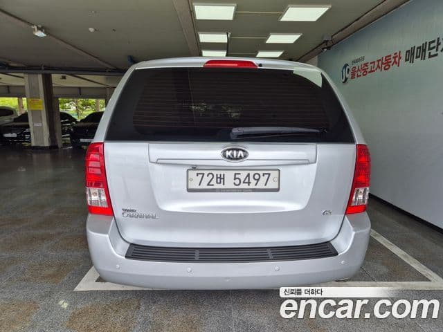 Kia Carnival R Grand Carnival GX, 2014 4
