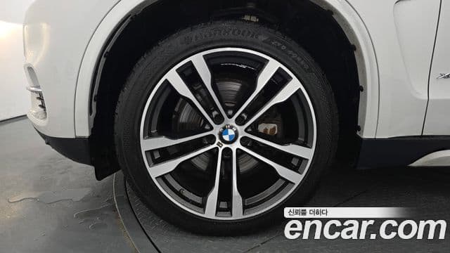 BMW X5 (F15) xDrive 40e iPerformance, 2016 все фото