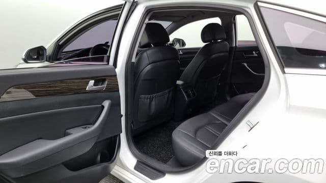 Hyundai LF Sonata 2.0 Smart, 2015 18