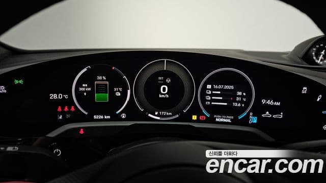 Porsche 타이칸 турбо S, 2025 8