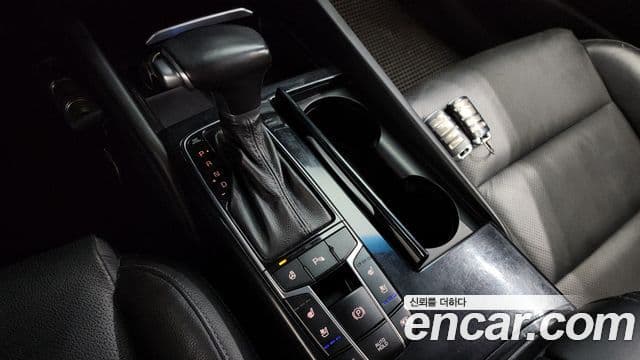 Kia All New K7 гибрид Prestige, 2017 9