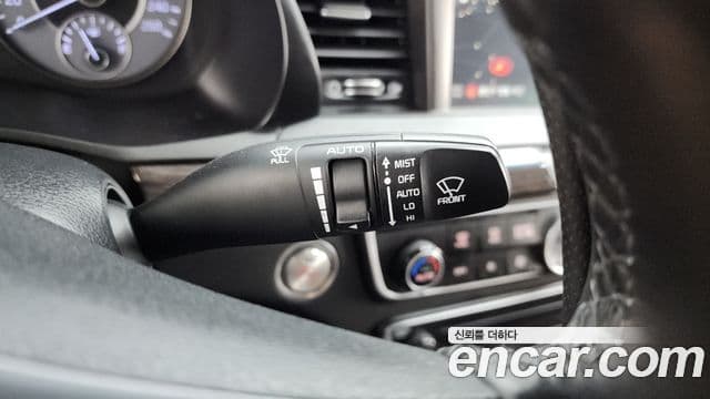 Kia All New K7 гибрид Prestige, 2017 14