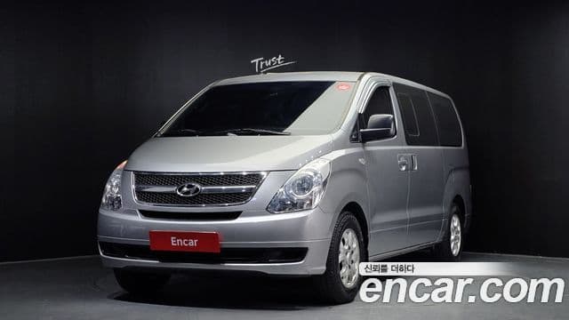 Hyundai Grand Starex CVX Deluxe, 2014 1