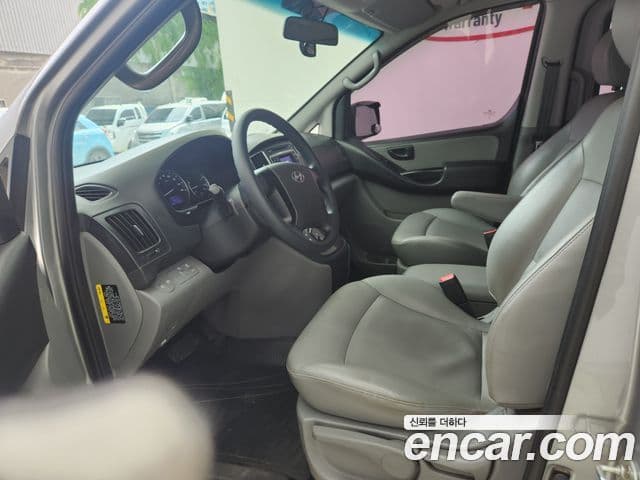 Hyundai Grand Starex Smart, 2017 13