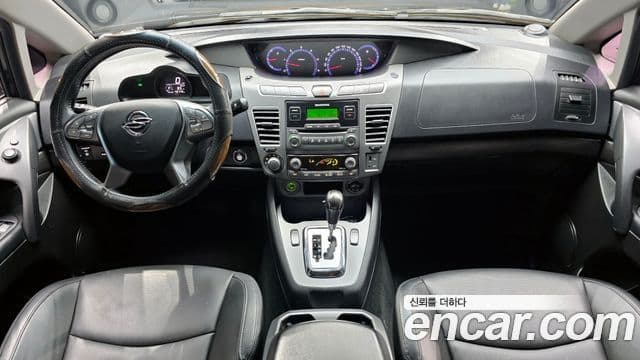 KG모빌리티(SsangYong) Korando 투리스모 4WD TX 9인승, 2019 7