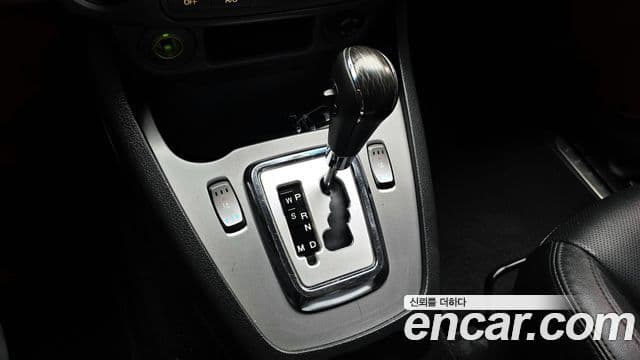 KG모빌리티(SsangYong) Korando 투리스모 4WD TX 9인승, 2019 9