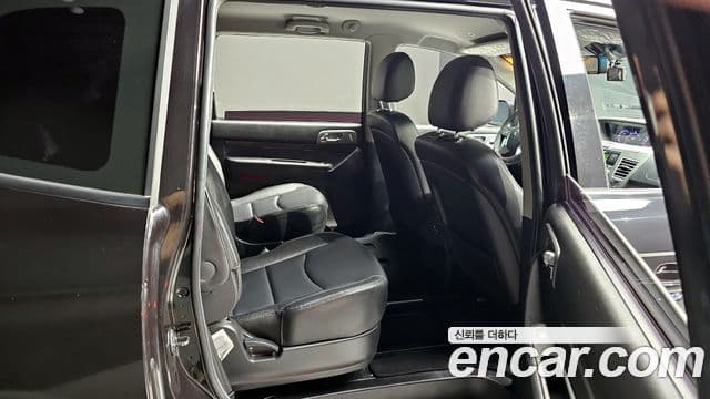 KG모빌리티(SsangYong) Korando 투리스모 4WD TX 9인승, 2019 11