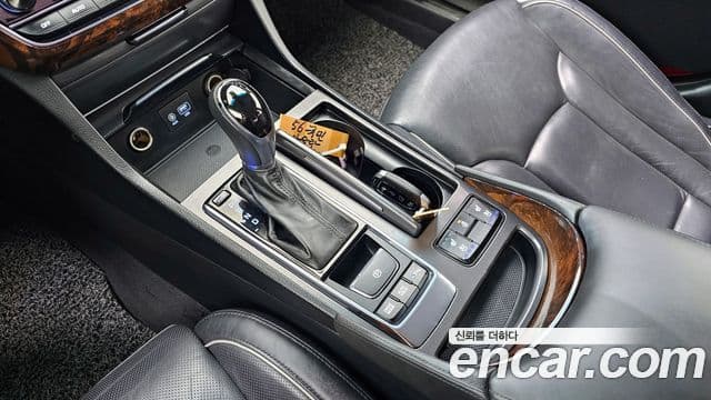 Hyundai Aslan Modern, 2015 9