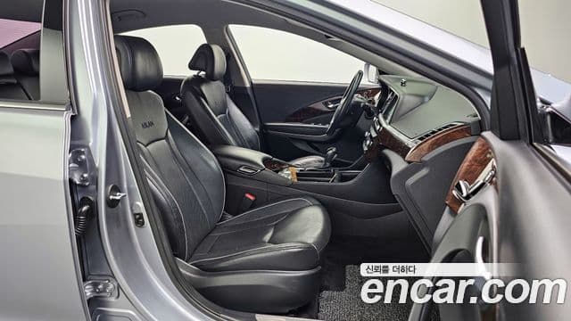 Hyundai Aslan Modern, 2015 10