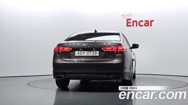 Hyundai Aslan Modern, 2016 4