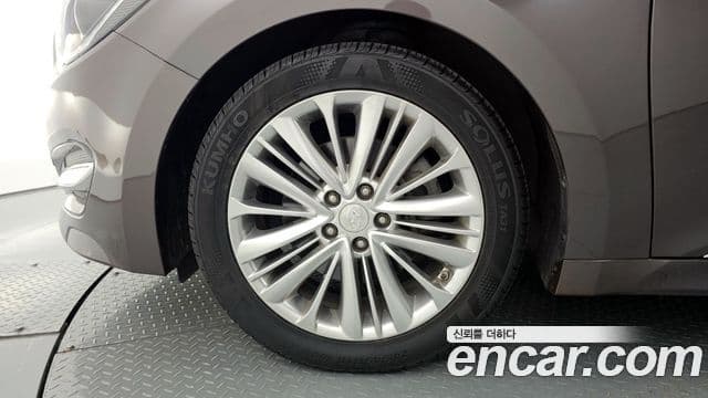 Hyundai Aslan Modern, 2016 все фото