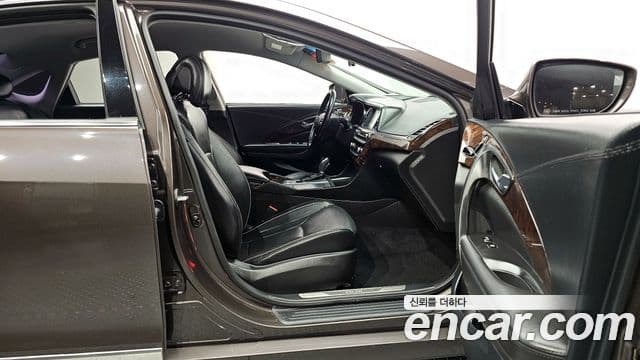 Hyundai Aslan Modern, 2016 11