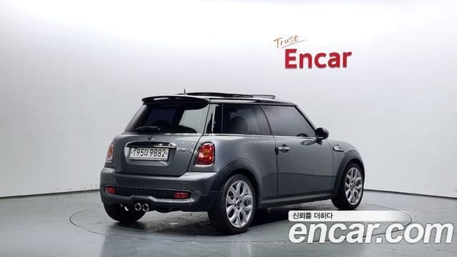 Mini Cooper S 2세대, 2009 2